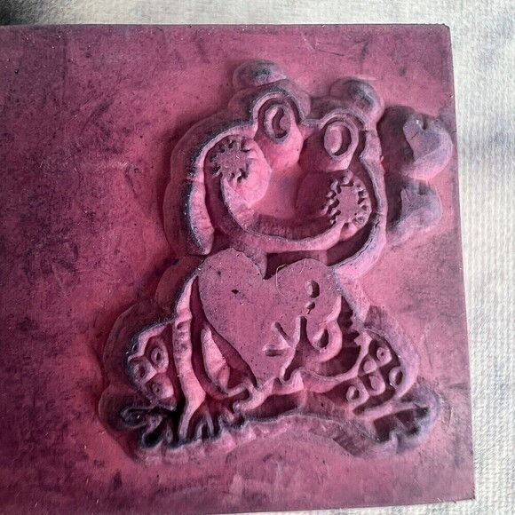 Stampin Up Valentine's Day Stamp Heart With Bonus Frog Love - Picture 5 of 6